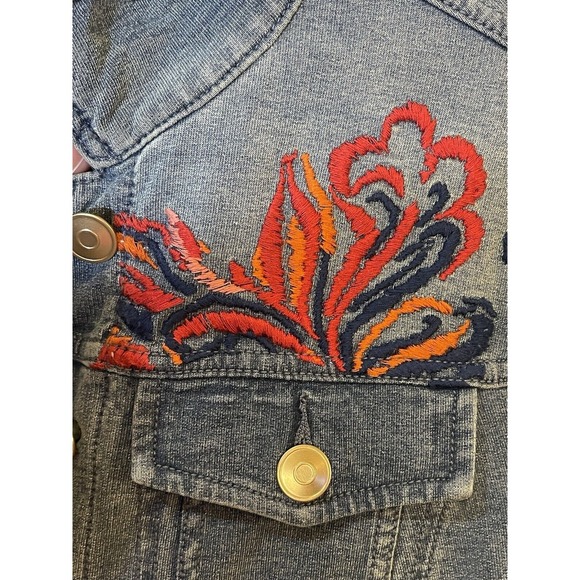 Chicos Zenergy‎ Size 0 French Terry Indigo Jean Jacket Embroidered Floral - Picture 3 of 8